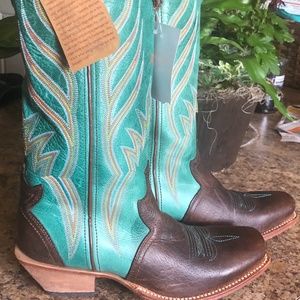 New Twisted X women’s Cowboy boots-teal & brown